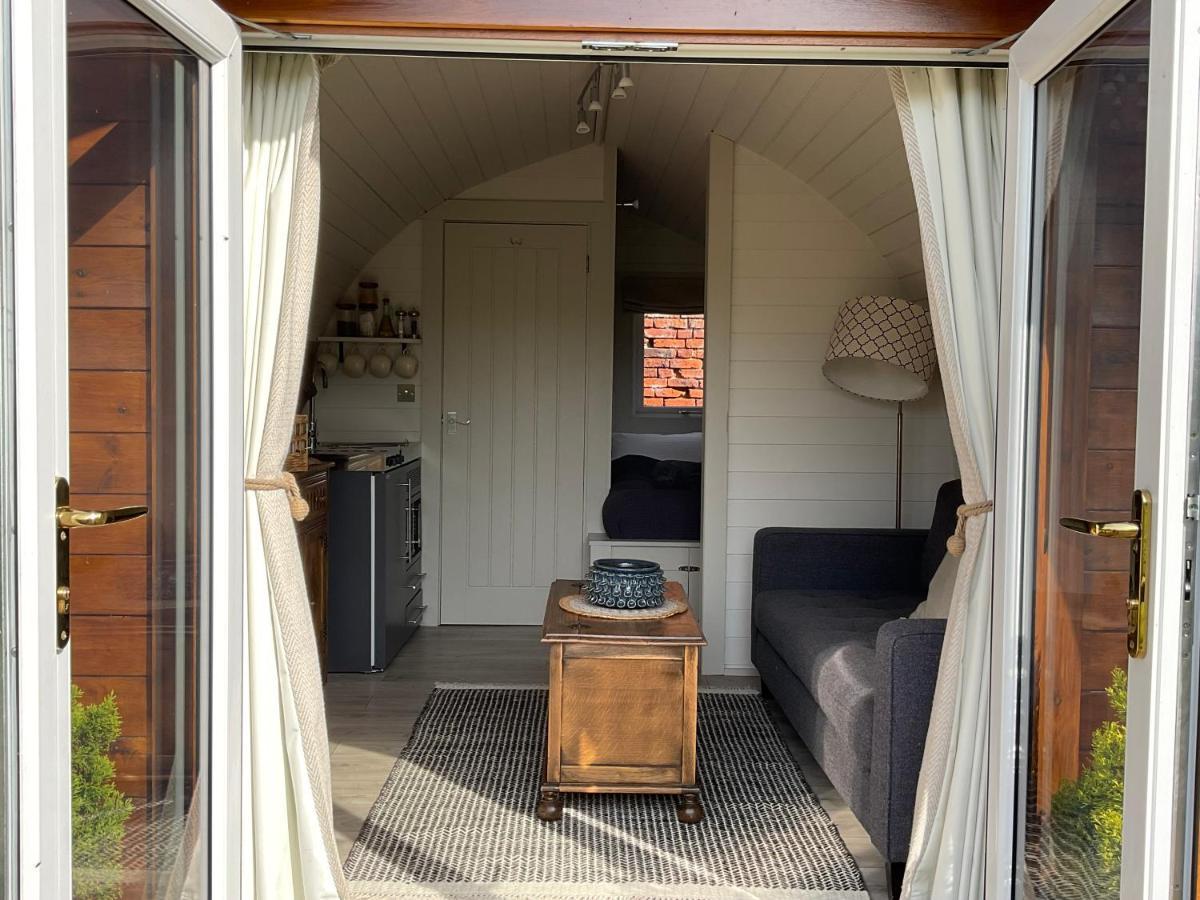 Hotel Secluded Cosy Luxury Pod With Wood Fired Hot Tub Shrewsbury Zewnętrze zdjęcie